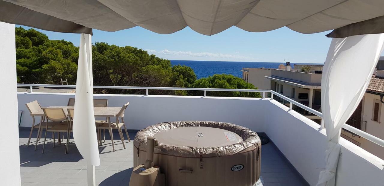 Sonne & Meerblick Aus 40 Grad Heissem Whirlpool Geniessen - Zentral Am Hafen Und Dennoch Ruhig Apartamento